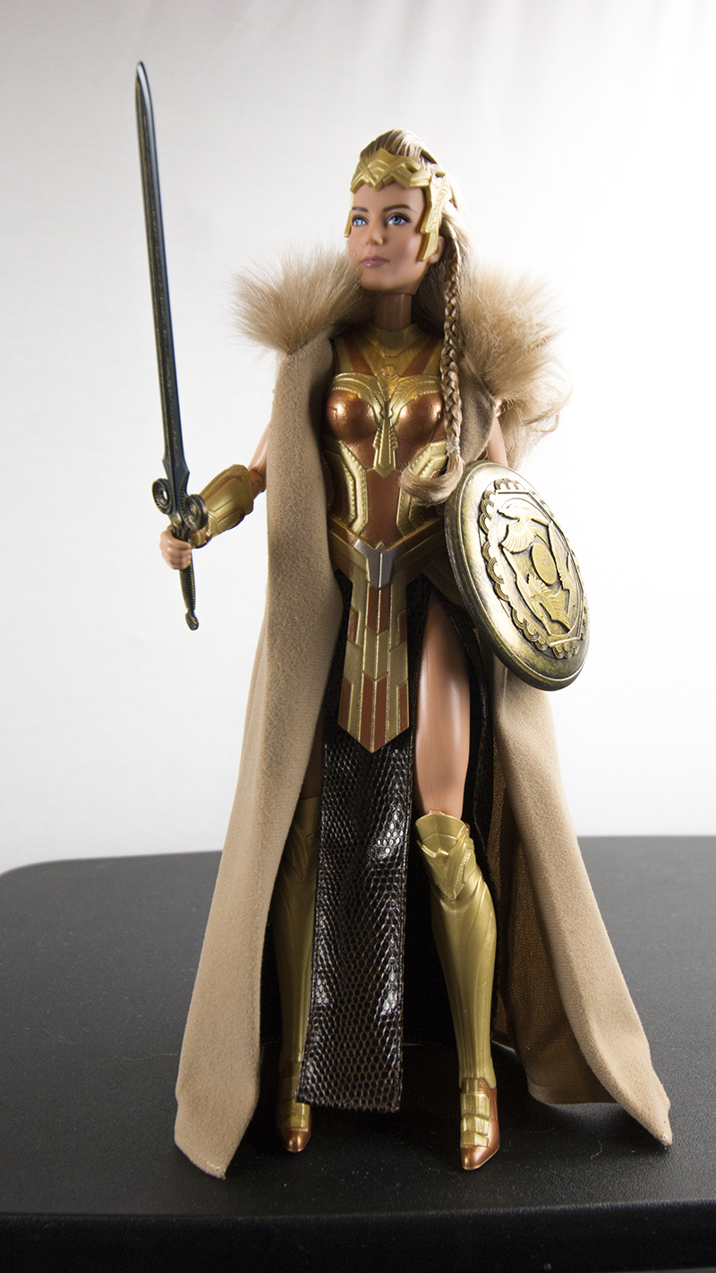 Illustration for article titled Wonder Woman Makes Barbie Look Good